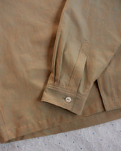 Load image into Gallery viewer, Single Pocket Shirt - Iridescent Khaki