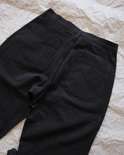 Load image into Gallery viewer, Pleated Trousers - Asphalt