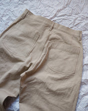 Load image into Gallery viewer, Pleated Trousers - Khaki