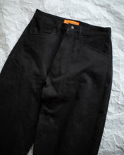 Load image into Gallery viewer, Curved Jeans - Black Midnight