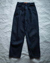 Load image into Gallery viewer, Curved Jeans - Indigo