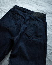 Load image into Gallery viewer, Curved Jeans - Indigo